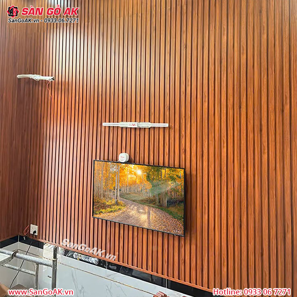 Tấm ốp lam 3 sóng giá rẻ PM016 vân gỗ đỏ cam