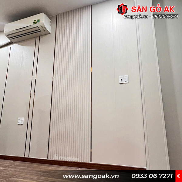 Lam 4 sóng Galawood L4S-909 vân vải kem