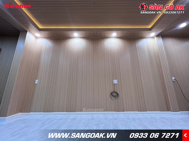 Tấm ốp Nano 8mm Kosmos KNANO9-001 vân gỗ sồi vàng nhạt