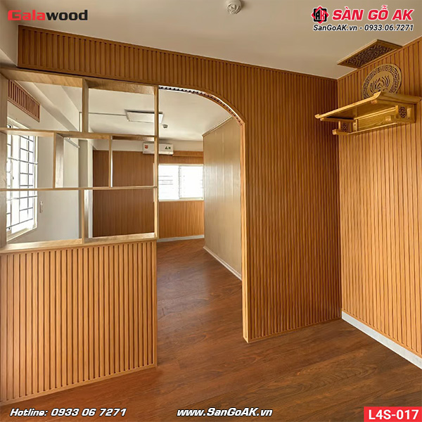 Lam 4 sóng Galawood L4S-017 vân gỗ vàng đậm