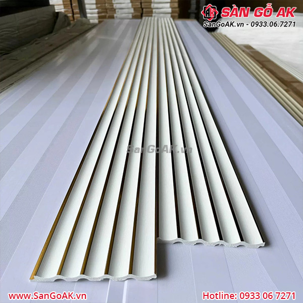 Tấm ốp lam sóng PS bán nguyệt R770-39 màu trắng trơn