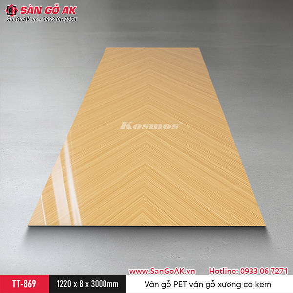 Tấm ốp than tre Kosmos vân gỗ xương cá vàng kem PET TT-870