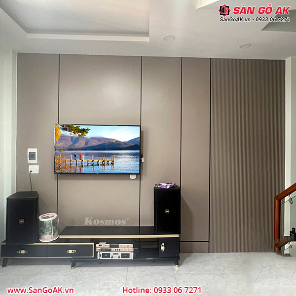 Tấm ốp than tre Kosmos đơn sắc nâu TT-817