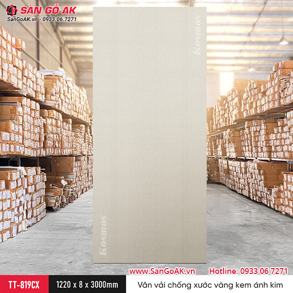 Tấm ốp than tre Kosmos vân vải chống xước vàng kem ánh kim TT-819CX