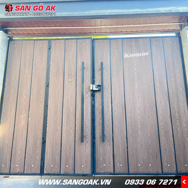 Thanh đa năng gỗ nhựa ngoài trời Kosmos OP142X2.2M Coffee