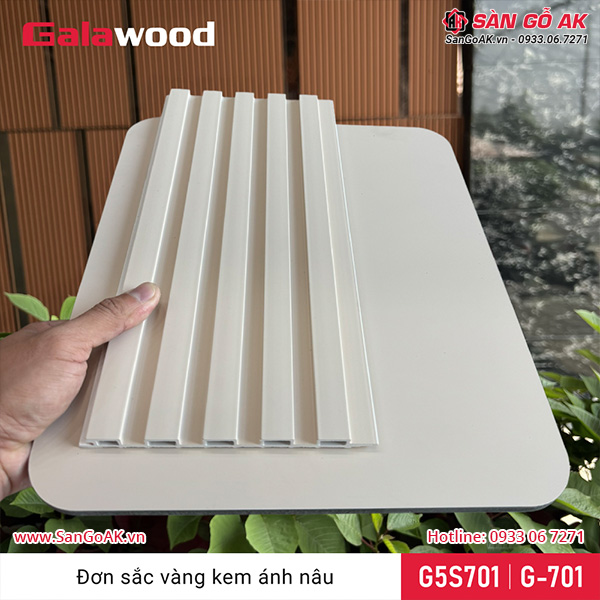 Bộ đồng màu tấm ốp than tre G-701 và lam sóng G5S-701 vàng kem ánh nâu