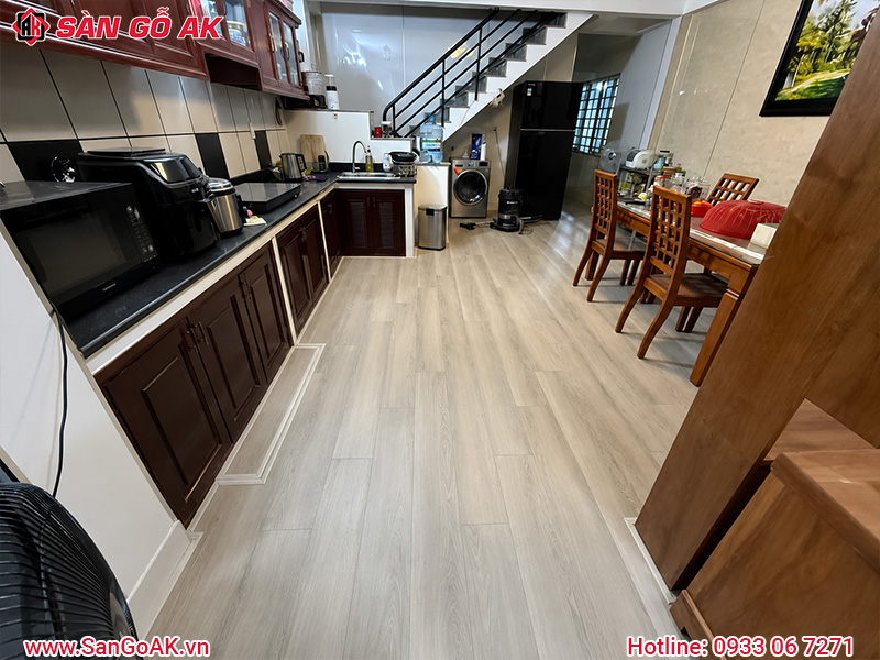 Thi Công Sàn Nhựa Hèm Khóa Cho Căn Hộ Tại Tây Ninh