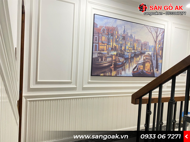 Không gian sống trở nên ấn tượng hơn khi kết hợp tấm ốp Lam Sóng Hàn Quốc với tranh ảnh