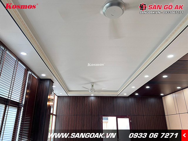 Công trình trang trí nội thất phòng khách với tấm K9-020