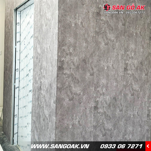 Tấm ốp Nano Kosmos màu xi măng tạo sự mới lạ, độc đáo cho công trình