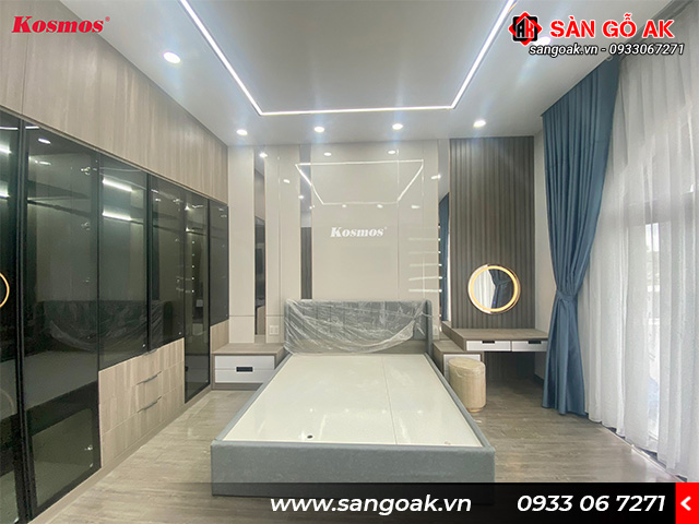 Lam sóng Kosmos K3S200-100 sử dụng trong trang trí ốp vách đầu giường phòng ngủ
