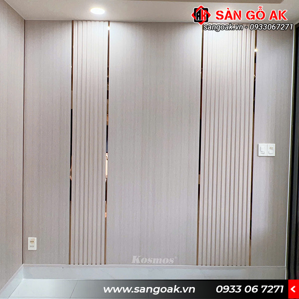 Trang trí tường nhà nên sử dụng tấm ốp nano kết hợp với lam sóng 4S150X9-005