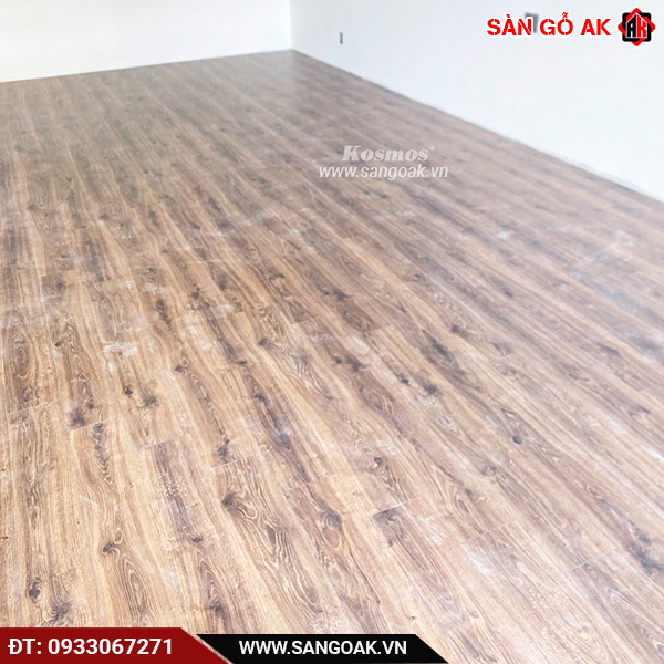 Sàn gỗ Egger được nhập khẩu từ Đức có khả năng chịu nước 1000 giờ