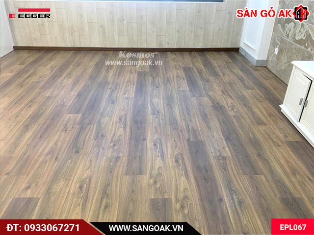 Sàn gỗ Egger Aqua EPL067 bảo hành chất lượng 10 năm