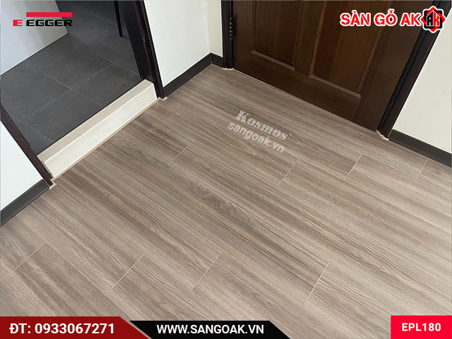 Sàn gỗ Egger Aqua EPL180 bảo hành chất lượng 10 năm