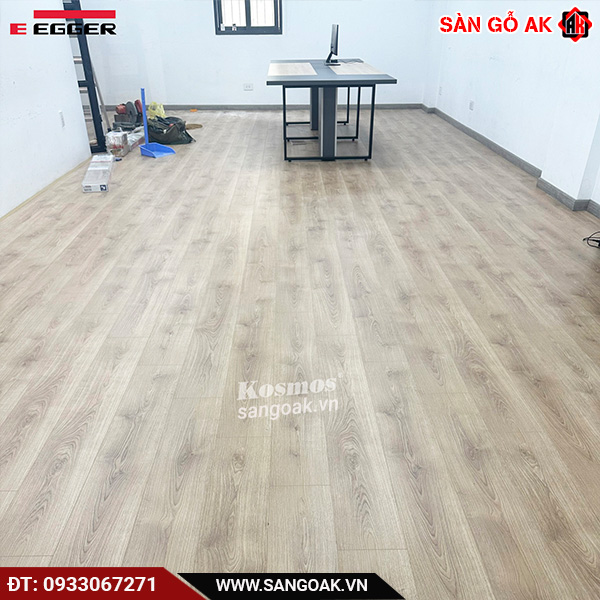 Egger Aqua EPL208 là dòng sàn gỗ cao cấp nhập khẩu từ Đức