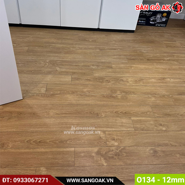 Sàn gỗ Robina O134 chống mối mọt, bền bỉ với thời gian
