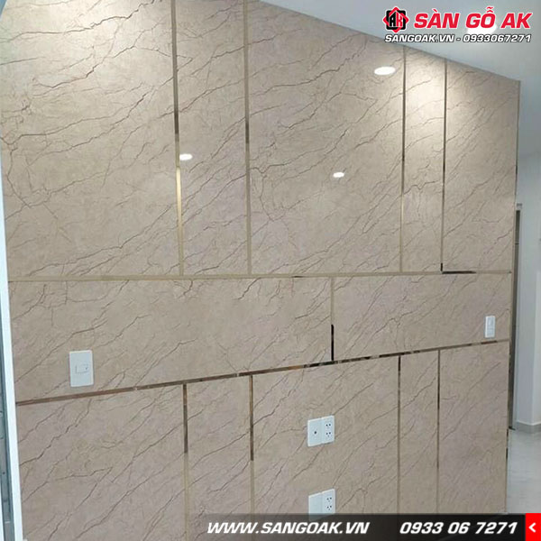 Bề mặt tấm PVC2002 có những đường vân đá tự nhiên mang tính thẫm mỹ cao