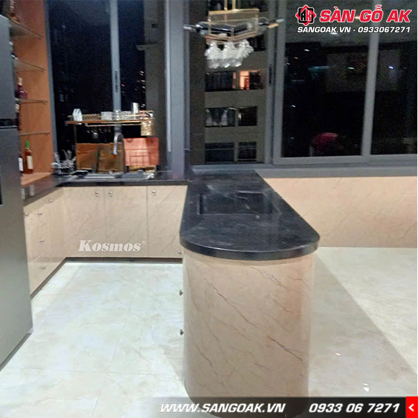  Trang trí phòng bếp trở nên sang trọng và độc đáo hơn với tấm PVC2002 vân đá