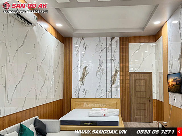 Tấm PVC vân đá được sử dụng phổ biến để ốp tường trong trang trí nội thất