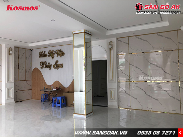 Không gian thương mại, khu vực trưng bày sẽ nổi bật và ấn tượng hơn nhờ tấm PVC