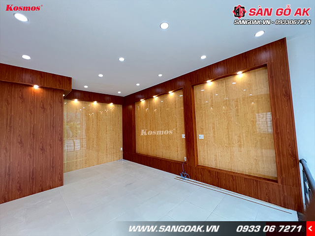 Thường xuyên lau chùi, vệ sinh tấm ốp tường PVC2018 để đảm bảo vẻ đẹp và độ bền lâu dài