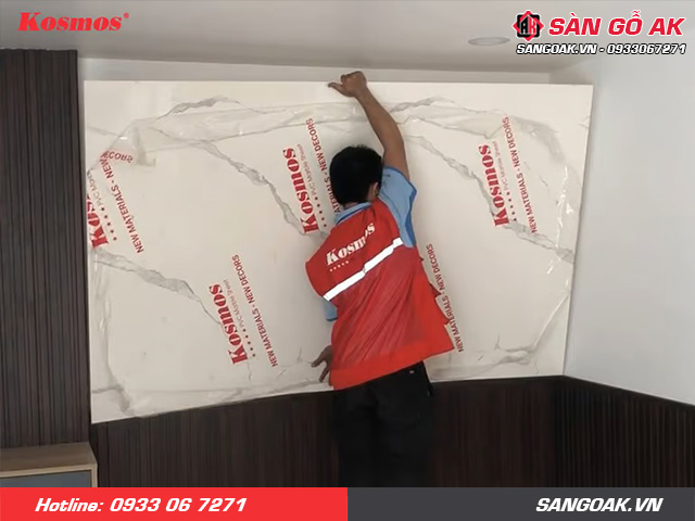 Dán tấm ốp nhựa PVC vân đá trực tiếp lên mặt tường