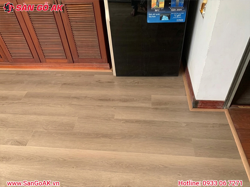 Xu Hướng Lót Sàn Nhựa Hèm Khóa Cho Phòng Bếp Hiện Nay