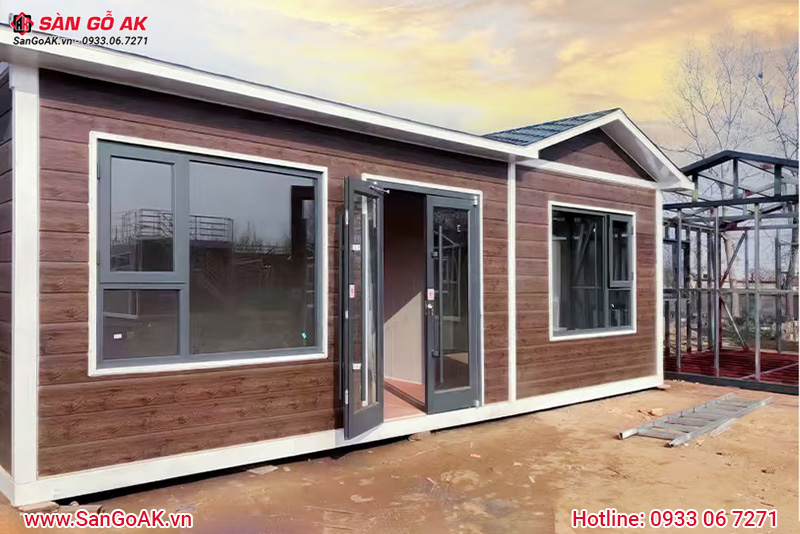 Công trình thi công nhà tiền chế bằng tấm panel ngoài trời