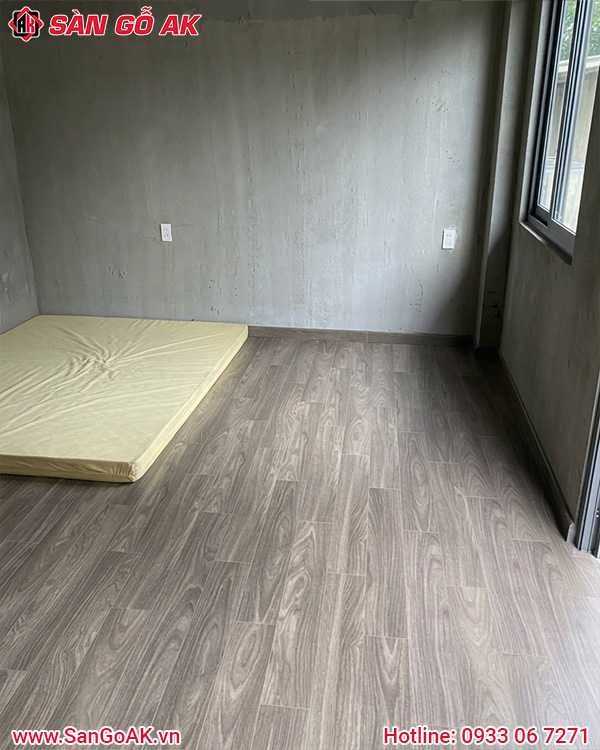 Lát Sàn Gỗ Công Nghiệp Cho Phòng Ngủ Đi Lại Êm Chân