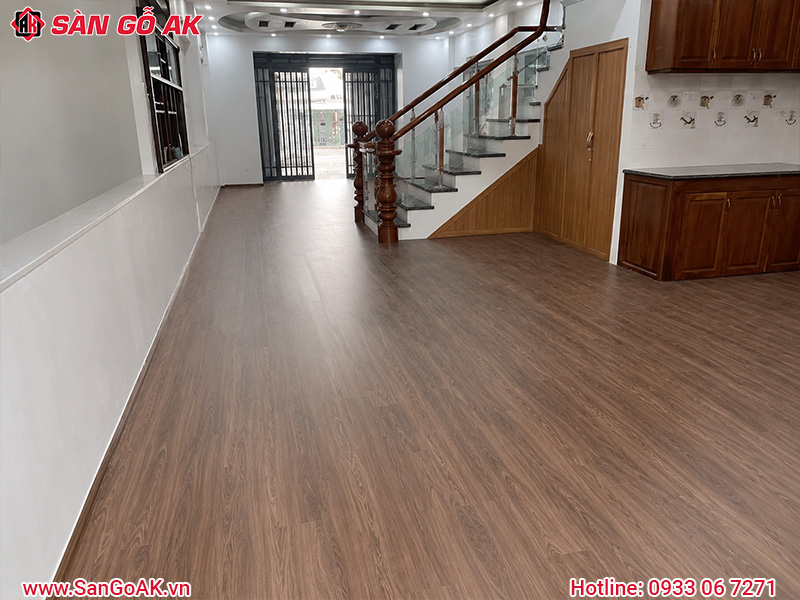 Hoàn Thiện Không Gian Căn Hộ Với Sàn Nhựa Hèm Khóa