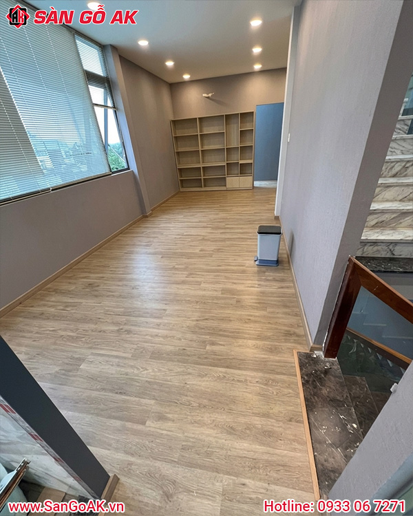 Thi Công Sàn Nhựa Hèm Khóa Cho Công Ty Tại Tây Ninh