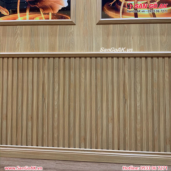 Ốp lamri sang trọng cho phòng khách với lam 5 sóng