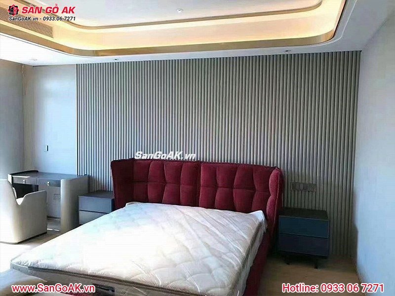 Ốp vách đầu giường phòng ngủ sang trọng với lam sóng tròn