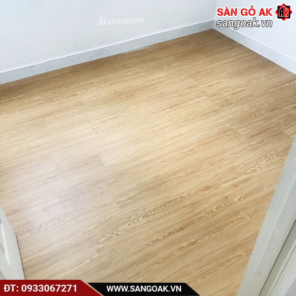 Sàn nhựa Kosmos N1688 có khả năng chống nước tốt