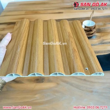 Tấm ốp lam sóng tròn vân gỗ sồi vàng nhạt