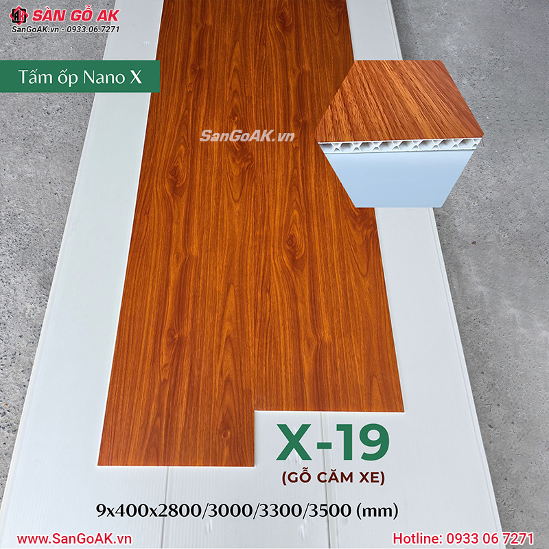 Tấm ốp Nano X-19 vân gỗ căm xe tại kho SÀN GỖ AK