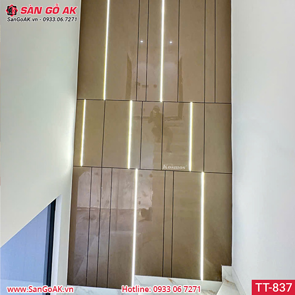 Tấm than tre hiệu ứng xước vàng đồng TT-837 ốp tường tại TPHCM