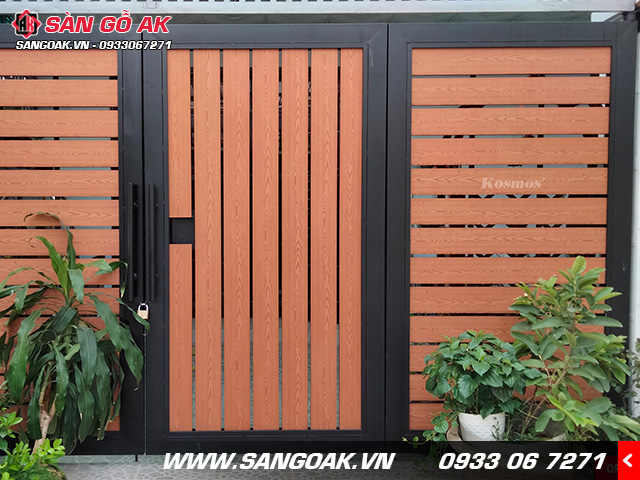 Thanh đa năng Galawood có thể chịu được mưa nắng nên ứng dụng làm cửa cổng