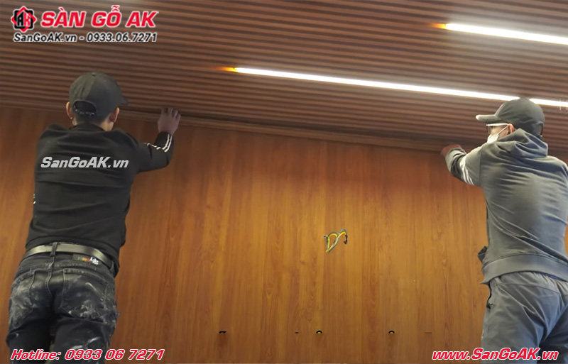 Công trình thi công ốp trần bằng tấm ốp lam sóng