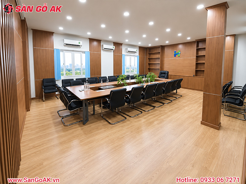 Sàn Gỗ Công Nghiệp Chống Ẩm Giúp Văn Phòng Bền Đẹp Lâu Dài